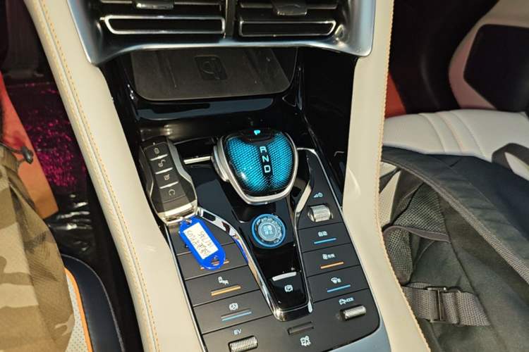 Used BYD Song PLUS New Energy 2021 DM-i 110KM Flagship PLUS Gear Lever
