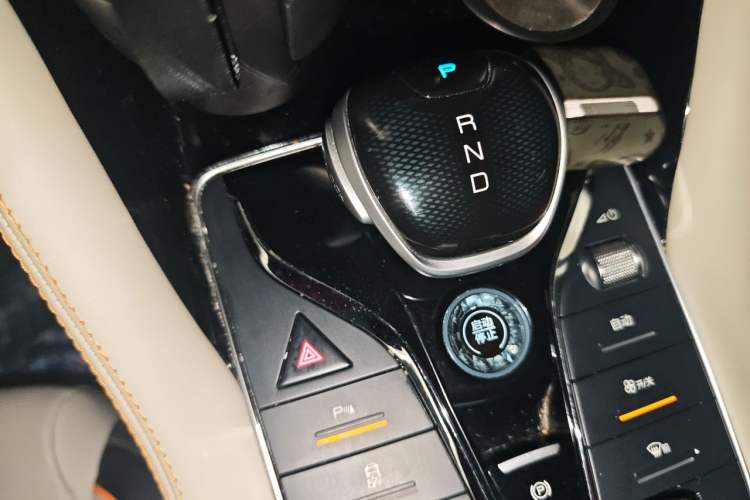 Used BYD Song PLUS New Energy 2021 DM-i 110KM Flagship Model Gear Lever