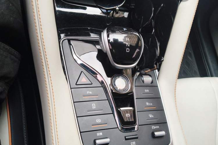 Used BYD Song PLUS New Energy 2021 EV Deluxe Model Gear Lever