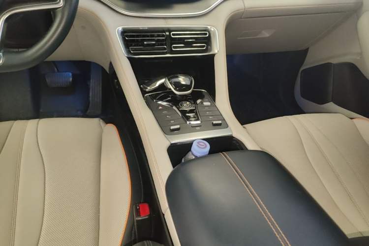 Used BYD Song PLUS New Energy 2021 DM-i 110KM Flagship PLUS Gear Lever