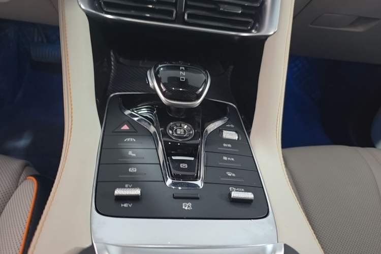 Used BYD Song PLUS New Energy 2021 DM-i 110KM Flagship PLUS Gear Lever