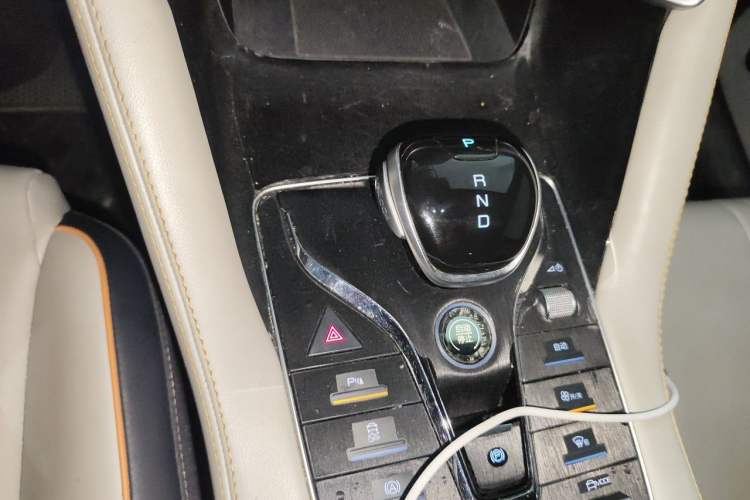 Used BYD Song PLUS New Energy 2021 EV Deluxe Model Gear Lever