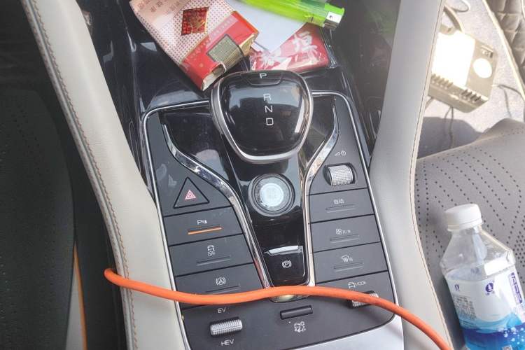 Used BYD Song PLUS New Energy 2021 DM-i 110KM Flagship Model Gear Lever