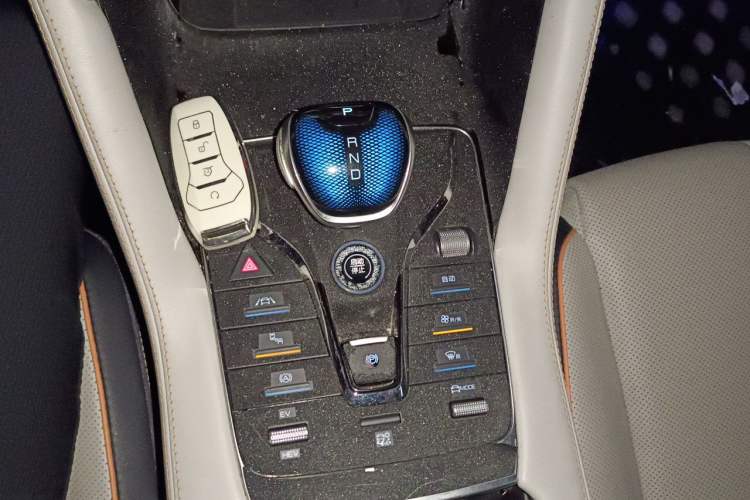 Used BYD Song PLUS New Energy 2021 DM-i 51KM Prestige Model Gear Lever