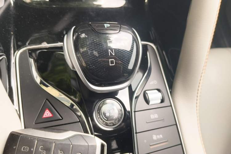 Used BYD Song PLUS New Energy 2021 DM-i 110KM Flagship Model Gear Lever