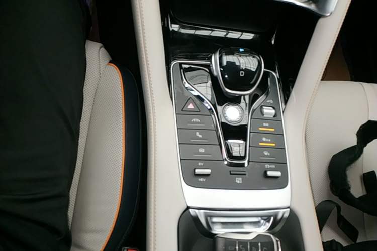 Used BYD Song PLUS New Energy 2021 DM-i 110KM Flagship PLUS Gear Lever