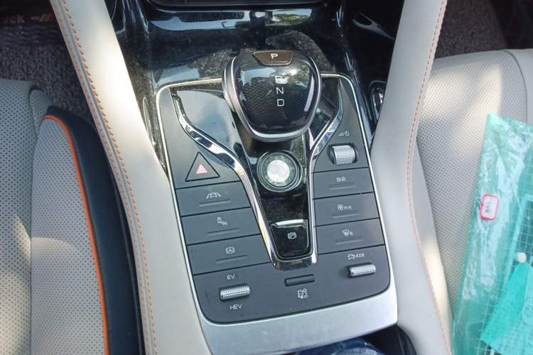 Used BYD Song PLUS New Energy 2021 DM-i 110KM Flagship PLUS Gear Lever