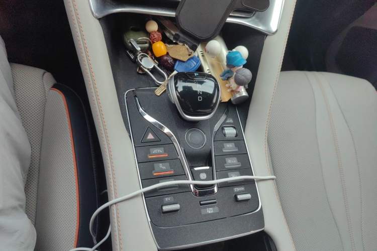 Used BYD Song PLUS New Energy 2021 DM-i 110KM Flagship PLUS Gear Lever