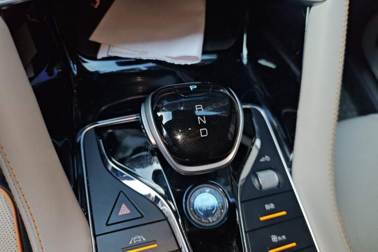 Used BYD Song PLUS New Energy 2021 DM-i 110KM Flagship PLUS Gear Lever