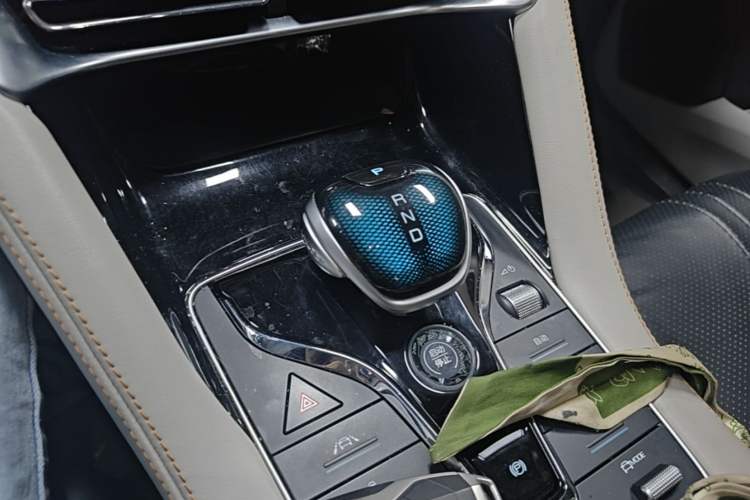 Used BYD Song PLUS New Energy 2021 DM-i 51KM Prestige Model Gear Lever