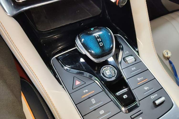 Used BYD Song PLUS New Energy 2021 DM-i 110KM Flagship Model Gear Lever