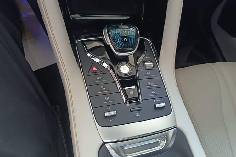Used BYD Song PLUS New Energy 2021 DM-i 110KM Flagship PLUS Gear Lever