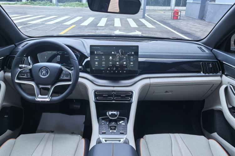Used BYD Song PLUS New Energy 2021 DM-i 110KM Flagship PLUS Interior 3