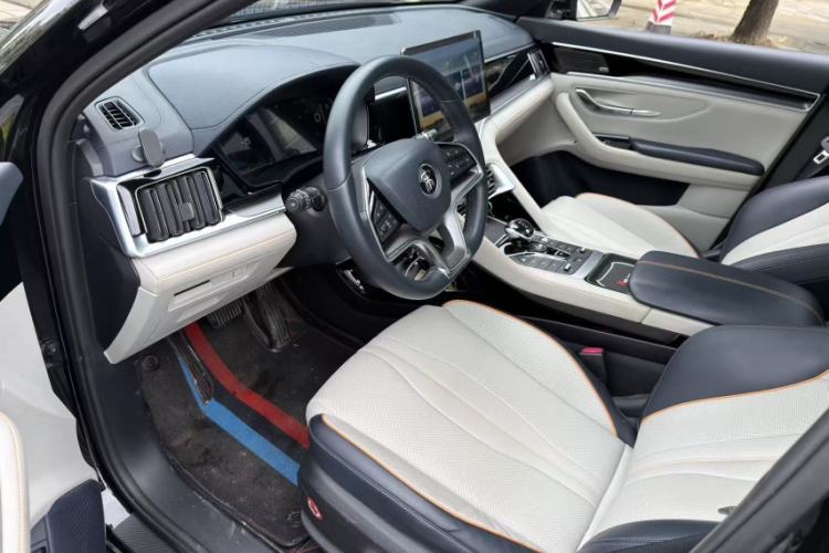 Used BYD Song PLUS New Energy 2021 DM-i 51KM Prestige Model Interior 4