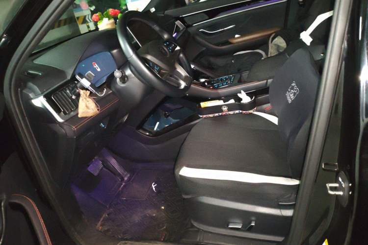 Used BYD Song PLUS New Energy 2021 DM-i 100KM Four-Wheel Drive Flagship PLUS Left Front Seat