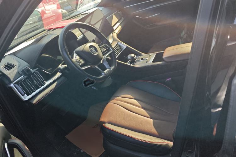 Used BYD Song PLUS New Energy 2021 DM-i 100KM Four-Wheel Drive Flagship PLUS Left Front Seat