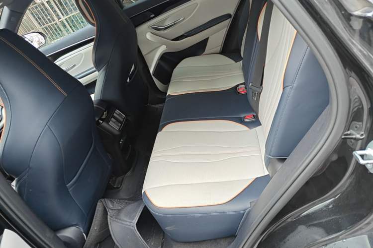 Used BYD Song PLUS New Energy 2021 DM-i 51KM Prestige Model Left Rear Seat