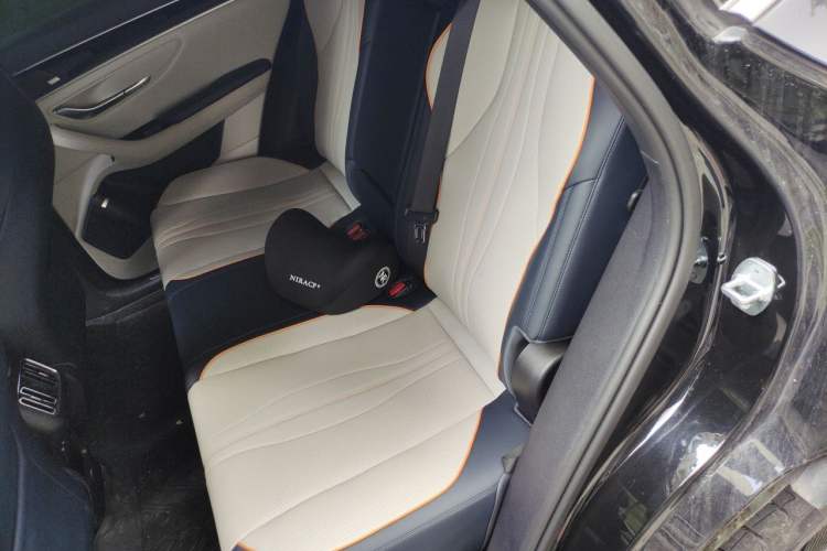 Used BYD Song PLUS New Energy 2021 DM-i 110KM Flagship PLUS 5G Edition Left Rear Seat