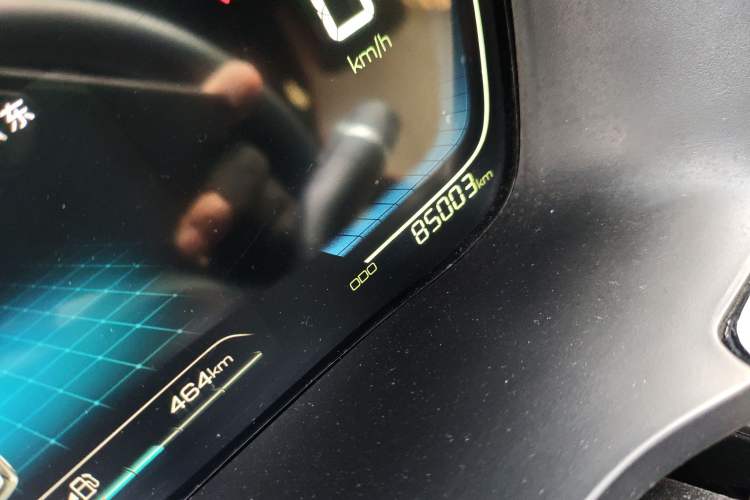 Used BYD Song PLUS New Energy 2021 DM-i 110KM Flagship Model Odometer Close Up