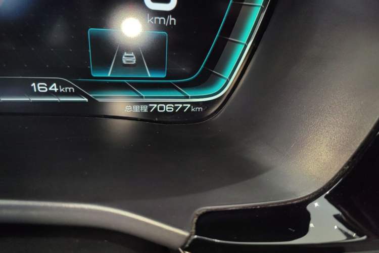 Used BYD Song PLUS New Energy 2021 DM-i 110KM Flagship PLUS Odometer Close Up