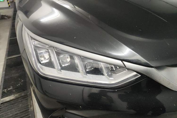 Used BYD Song PLUS New Energy 2021 EV Deluxe Model Right Front Headlight
