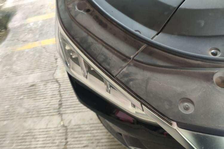 Used BYD Song PLUS New Energy 2021 DM-i 110KM Flagship Model Right Front Headlight