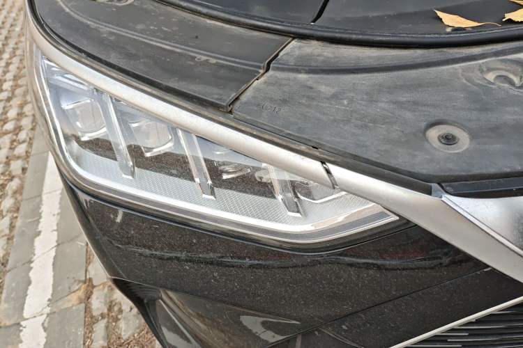 Used BYD Song PLUS New Energy 2021 DM-i 110KM Flagship Model Right Front Headlight