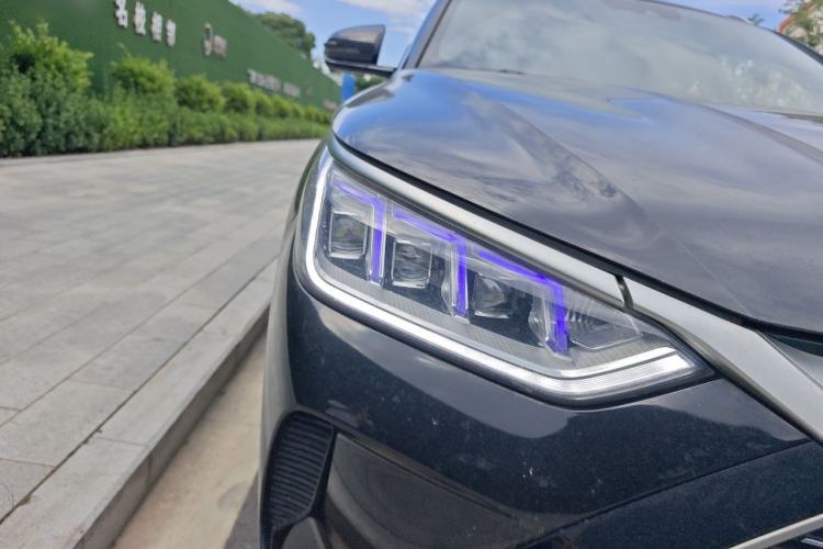 Used BYD Song PLUS New Energy 2021 DM-i 110KM Flagship PLUS Right Front Headlight