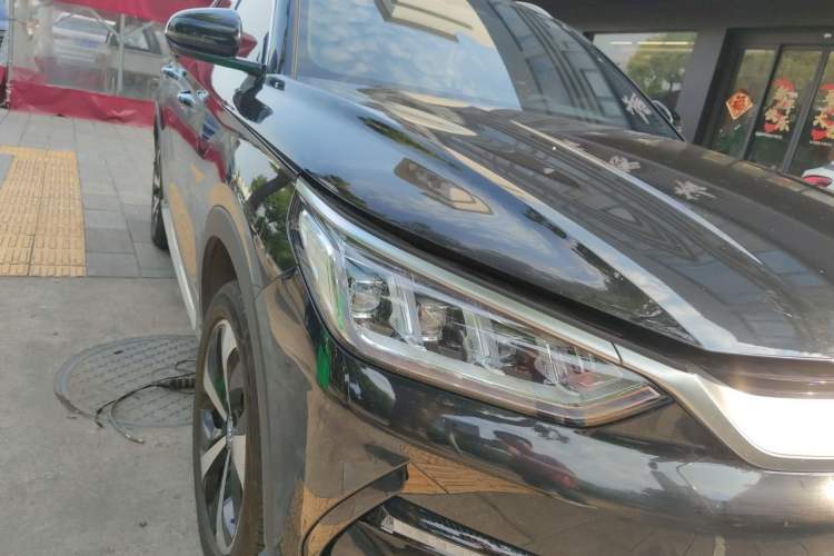 Used BYD Song PLUS New Energy 2021 EV Deluxe Model Right Front Headlight