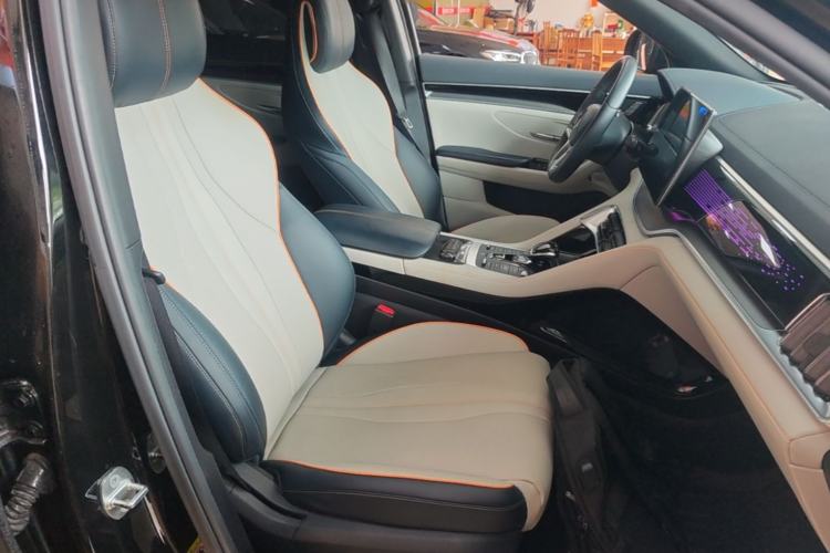 Used BYD Song PLUS New Energy 2021 EV Flagship Model Right Front Seat