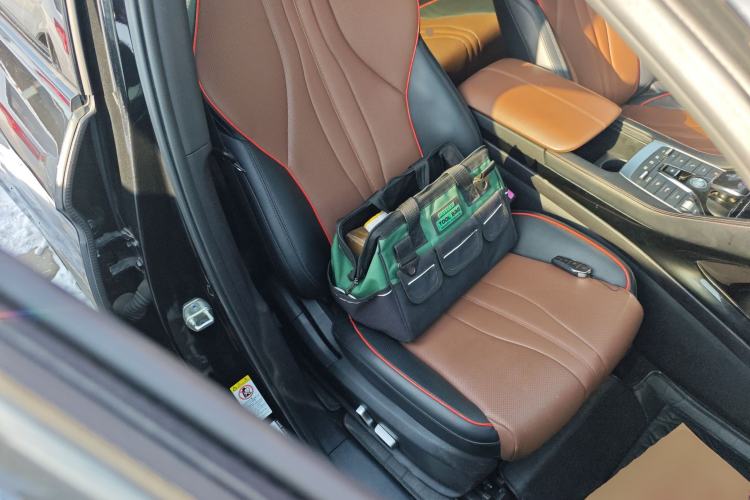 Used BYD Song PLUS New Energy 2021 DM-i 100KM Four-Wheel Drive Flagship PLUS Right Front Seat