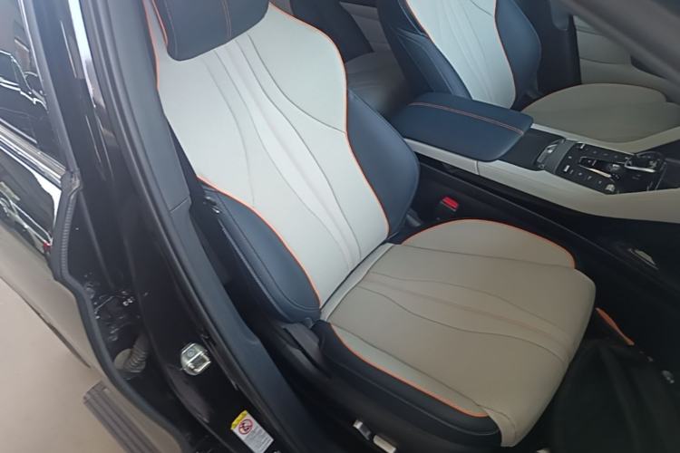 Used BYD Song PLUS New Energy 2021 DM-i 110KM Flagship PLUS Right Front Seat