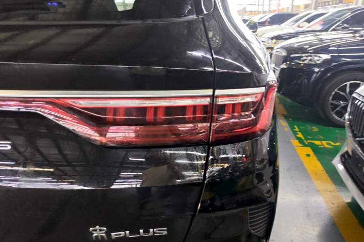 Used BYD Song PLUS New Energy 2021 DM-i 110KM Flagship Model Right Rear Taillight