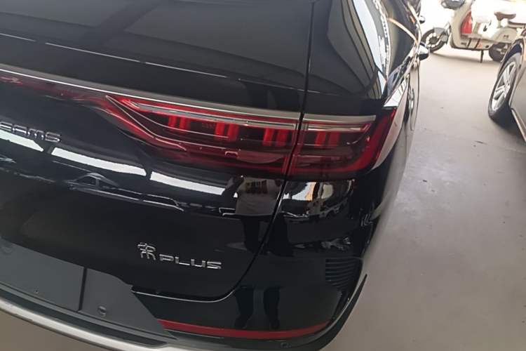 Used BYD Song PLUS New Energy 2021 DM-i 110KM Flagship PLUS Right Rear Taillight