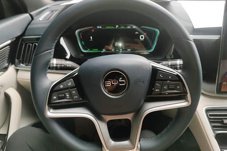 Used BYD Song PLUS New Energy 2021 DM-i 110KM Flagship PLUS Steering Wheel