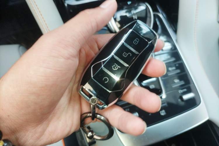 Used BYD Song PLUS New Energy 2021 DM-i 110KM Flagship Model Vehicle Key