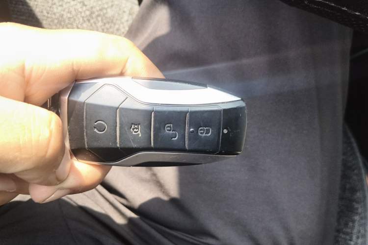 Used BYD Song PLUS New Energy 2021 DM-i 110KM Flagship PLUS Vehicle Key