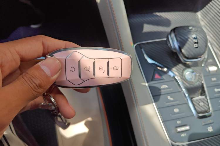 Used BYD Song PLUS New Energy 2021 DM-i 110KM Flagship PLUS Vehicle Key