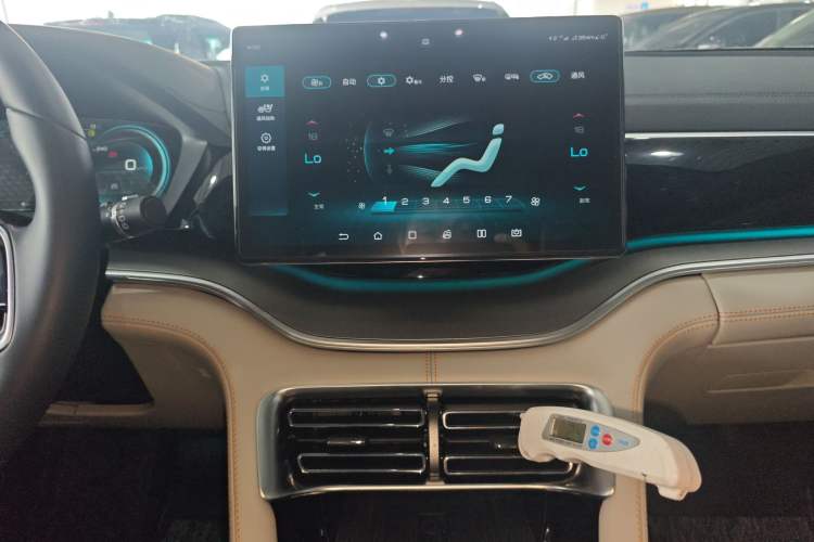Used BYD Song PLUS New Energy 2021 DM-i 51KM Prestige Model Audio And AC Panel