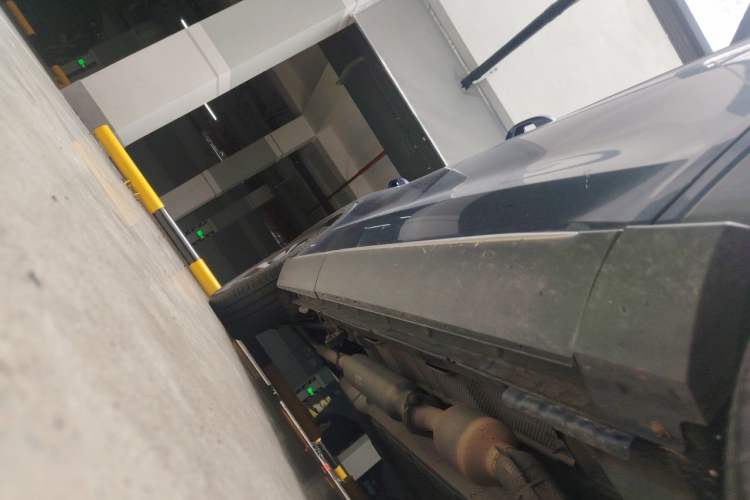 Used BYD Song PLUS New Energy 2021 DM-i 51KM Prestige Model Chassis Front Right