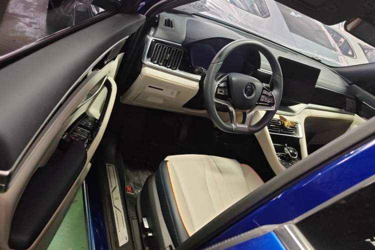 Used BYD Song PLUS New Energy 2021 DM-i 110KM Flagship PLUS Driver Seat