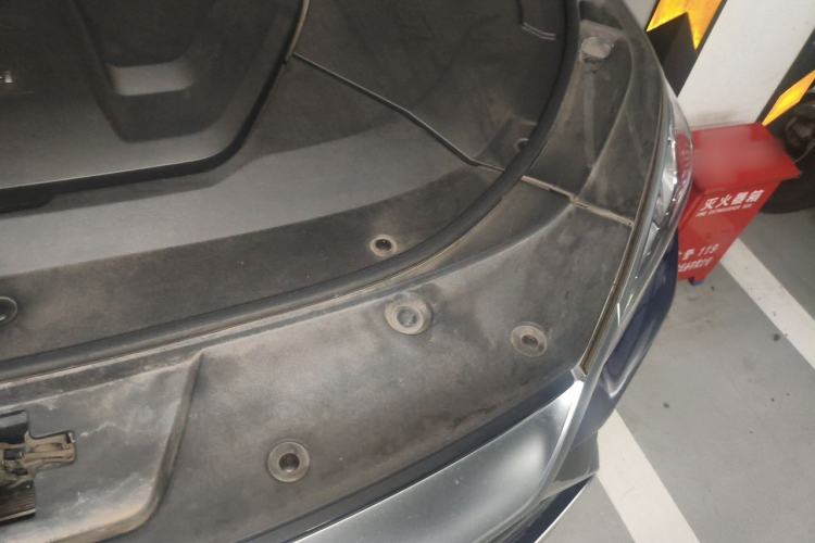Used BYD Song PLUS New Energy 2021 DM-i 110KM Flagship Model Engine Bay Left