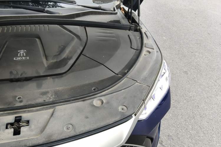 Used BYD Song PLUS New Energy 2021 DM-i 110KM Flagship PLUS Engine Bay Left