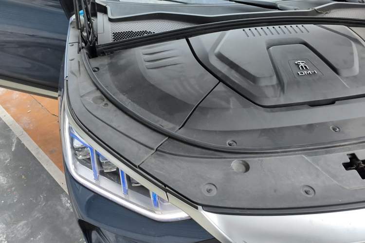Used BYD Song PLUS New Energy 2021 DM-i 110KM Flagship PLUS 5G Edition Engine Bay Right