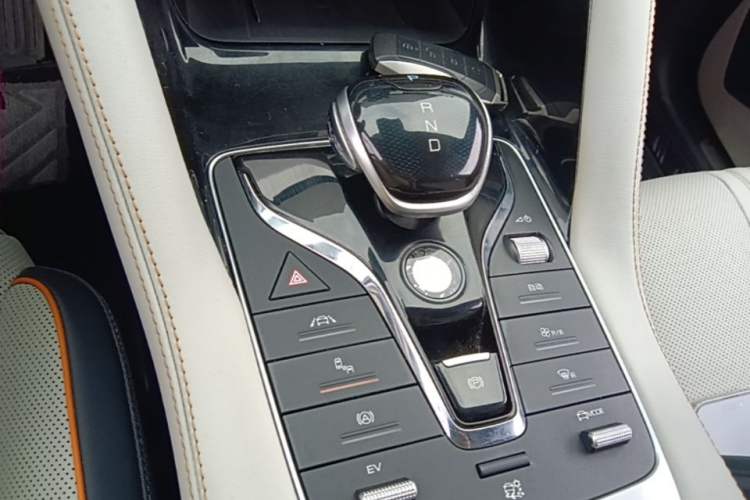 Used BYD Song PLUS New Energy 2021 DM-i 110KM Flagship PLUS Gear Lever