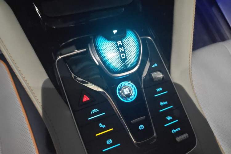 Used BYD Song PLUS New Energy 2021 DM-i 110KM Flagship PLUS Gear Lever