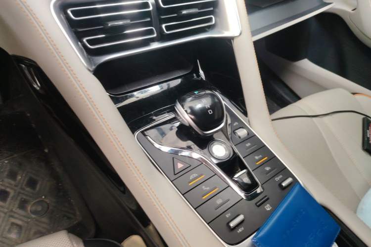 Used BYD Song PLUS New Energy 2021 DM-i 51KM Prestige Model Gear Lever