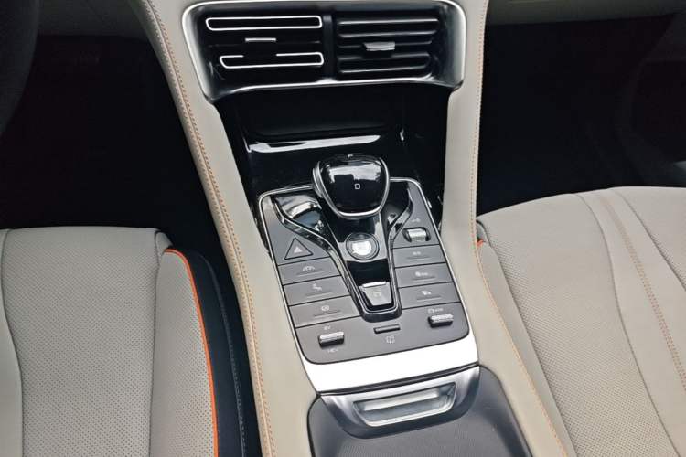 Used BYD Song PLUS New Energy 2021 DM-i 51KM Prestige Model Gear Lever