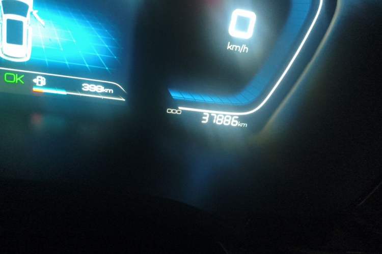 Used BYD Song PLUS New Energy 2021 DM-i 110KM Flagship Model Odometer Close Up