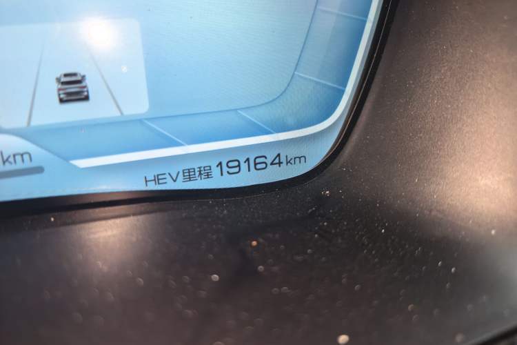 Used BYD Song PLUS New Energy 2021 DM-i 100KM Four-Wheel Drive Flagship PLUS 5G Edition Odometer Close Up